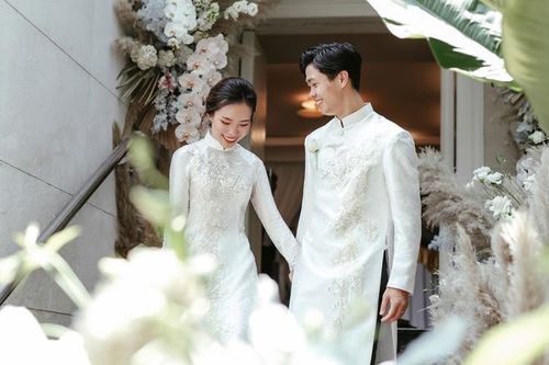 HLV Chung Hae Seong: 'Từ lúc đính hôn, Công Phượng tập xong là về ăn cơm với vợ'