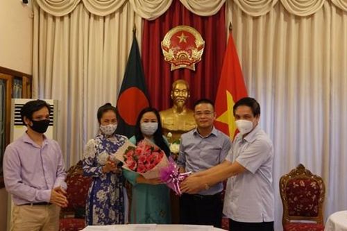 Ra mắt Ban Liên lạc cộng đồng người Việt Nam tại Bangladesh