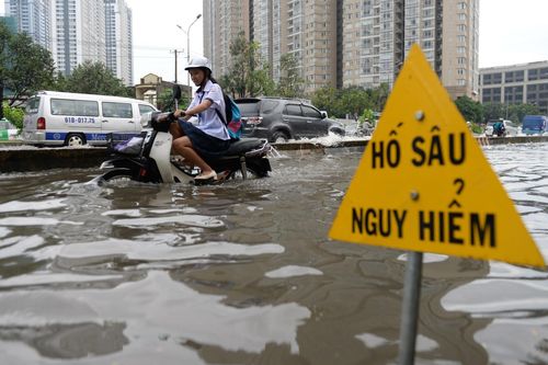Nhiều nơi ở TP.HCM sắp ngập do triều cường 1,76 m