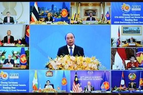 ASEAN gắn kết và chủ động thích ứng