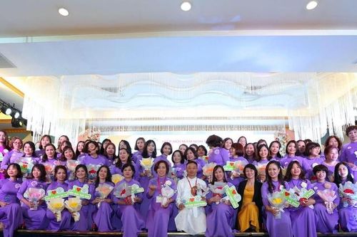Hiệp hội Mầm non tư thục Hà Nội tôn vinh giáo viên mầm non tư thục tiêu biểu