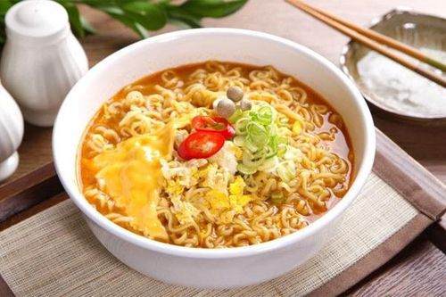Mì ăn liền có hại cho sức khỏe không?