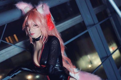 Chuyện giờ mới kể của chàng cosplayer xinh đẹp
