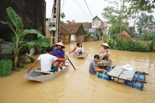 Bão lũ miền Trung khiến Việt Nam tổn thất gần 30.000 tỷ đồng riêng trong tháng 10