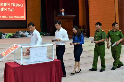 Tỉnh nghèo sẵn sàng 'nhường cơm sẻ áo'