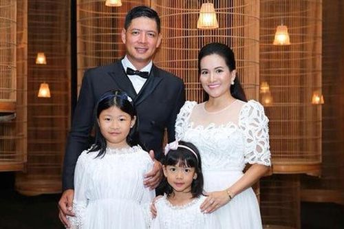 Hạnh phúc viên mãn của những gia đình sao Việt sinh con gái một bề