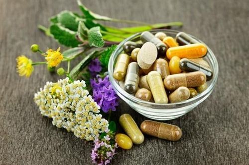 Dùng thuốc kích thích miễn dịch đúng cách không dễ