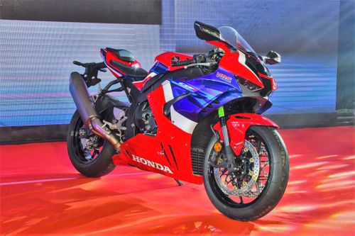 Honda triệu hồi CBR1000RR-R Fireblade tại Việt Nam do lỗi cần số