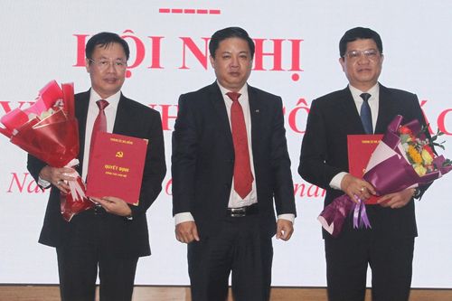 Đà Nẵng điều động hai bí thư quận, bổ nhiệm một giám đốc sở