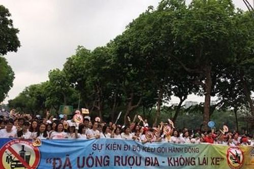 NÊU GƯƠNG ĐI KÈM QUY TRÁCH NHIỆM