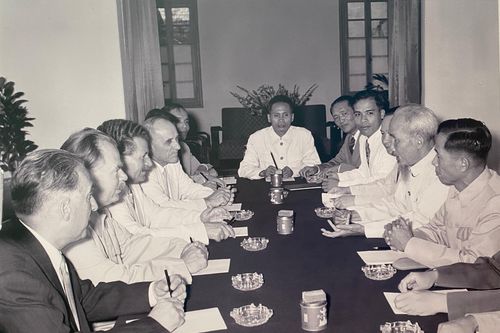 Trưng bày 70 bức ảnh 'Việt Nam - Bulgaria: 70 năm Hữu nghị và Phát triển'