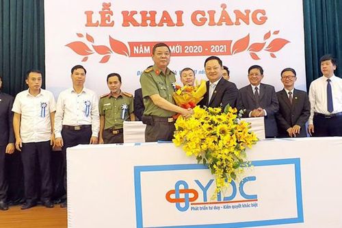 Cao đẳng Công nghệ-Y dược Việt Nam khai giảng năm học mới