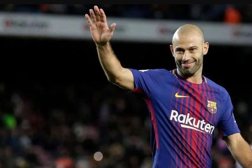 Cựu tiền vệ Javier Mascherano của Barcelona tuyên bố giải nghệ