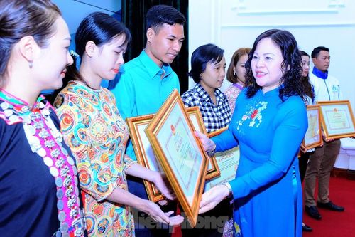 Trăn trở tâm tư nguyện vọng của các giáo viên dân tộc thiểu số