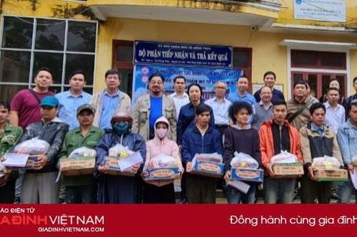 Chuyến xe 'Từ Tâm' của Hội Phẫu thuật tạo hình Thẩm mỹ Việt Nam hướng về miền Trung