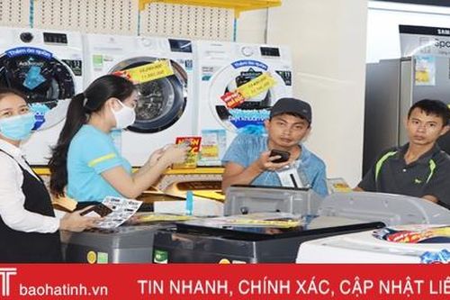 Hàng điện tử, gia dụng 'giá sốc' phục vụ người dân Hà Tĩnh sau lũ