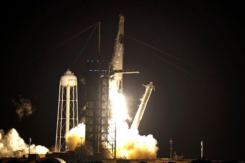 SpaceX đưa 4 phi hành gia NASA lên Trạm vũ trụ quốc tế ISS