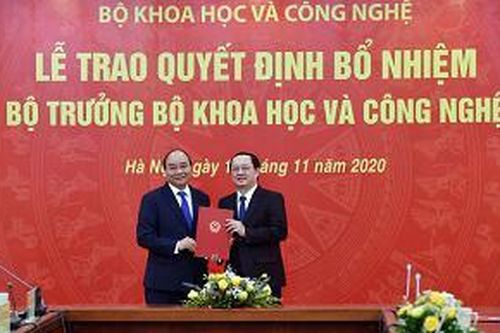 Trao quyết định bổ nhiệm Bộ trưởng Bộ Khoa học và Công nghệ Huỳnh Thành Đạt