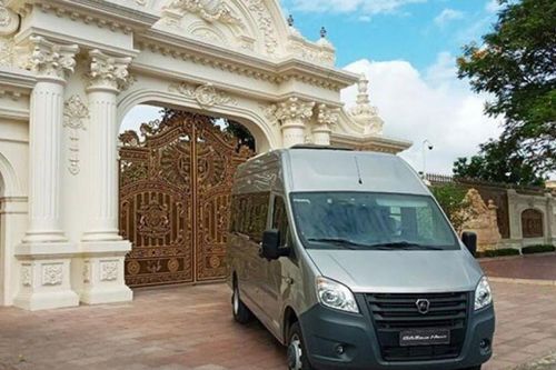 Dòng xe minibus GAZ sản xuất tại Nga đã có mặt tại Việt Nam