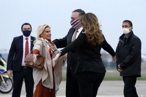 Hậu tuyên bố gây sốc về bầu cử Mỹ, ngoại trưởng Mỹ Mike Pompeo công du 7 nước châu Âu và Trung Đông