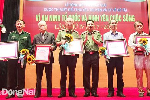 'Được mùa' tiểu thuyết Đồng Nai