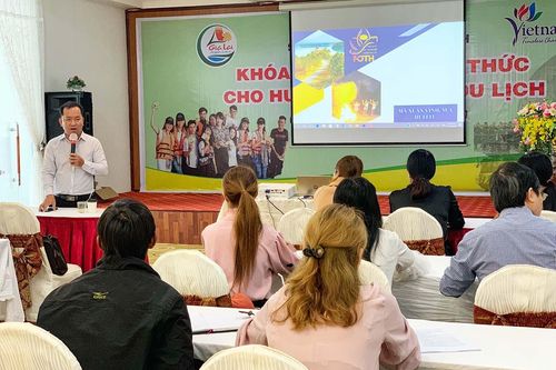 Cập nhật kiến thức cho hướng dẫn viên du lịch ở Gia Lai