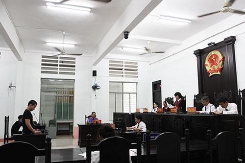 Đâm người vì nghi... nhìn đểu!