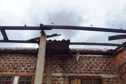 Quảng Bình: Bão số 13 khiến 231 nhà dân bị hư hỏng, 8 người bị thương