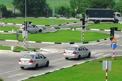 Thúc đẩy mạnh mẽ xã hội hóa công tác đào tạo lái xe