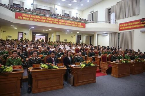 Đại học PCCC khai giảng năm học mới