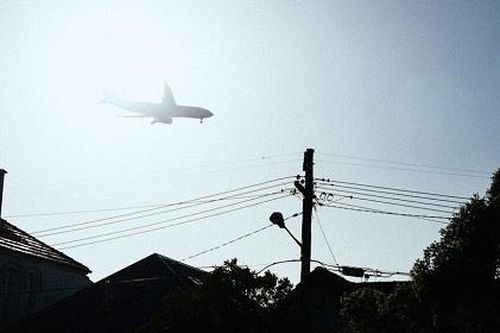 Tiếng ồn có thể làm tăng nguy cơ sa sút trí tuệ ở người lớn tuổi