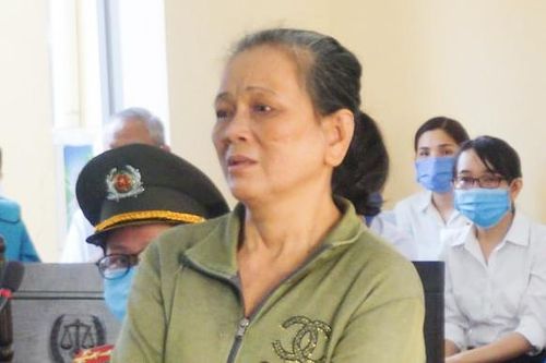 Người phụ nữ bạo hành mẹ ruột lĩnh 4 năm tù