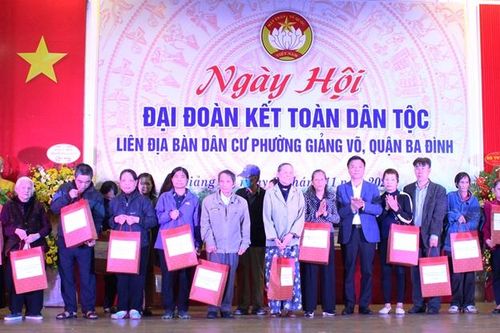Tưng bừng Ngày hội đại đoàn kết toàn dân tộc tại phường Giảng Võ