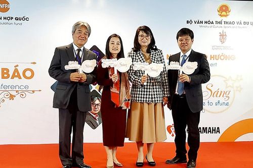 Hòa nhạc 'Là con gái để tỏa sáng' vì bình đẳng giới