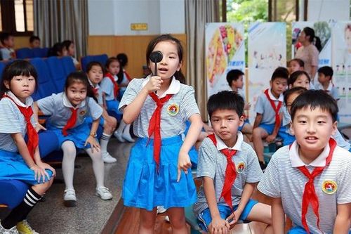 Trung Quốc: Gần 90% HS trung học có thị lực kém