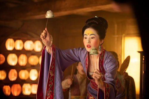 'Mulan' thắng giải Phim hành động tại People's Choice Awards 2020