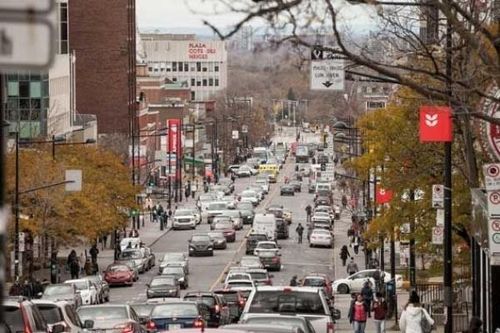 Quebec cấm bán ô tô động cơ đốt trong từ năm 2035
