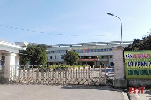 Hà Tĩnh: Nghi ngộ độc khí CO, nhiều người trong một gia đình nhập viện