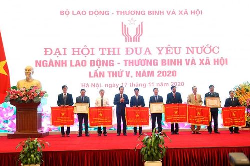 Giai đoạn 2015-2020, tỷ lệ hộ nghèo trên cả nước giảm xuống dưới 3%