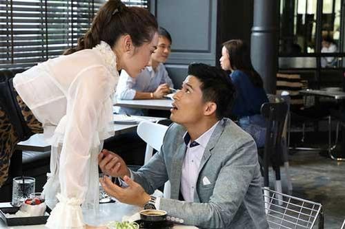 Bị vợ đâm đơn ly hôn vì 4 năm chung sống đều gửi tiền cho mẹ, người chồng về quê thì 'chết lặng' với cảnh tượng và lời tuyên bố thản nhiên