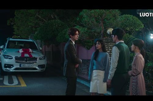 Bạn trai tôi là hồ ly: Ra mắt bố mẹ vợ theo phong cách chú hồ ly là tặng siêu xe thay vì hồng sâm