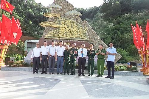 Vùng cao khởi sắc