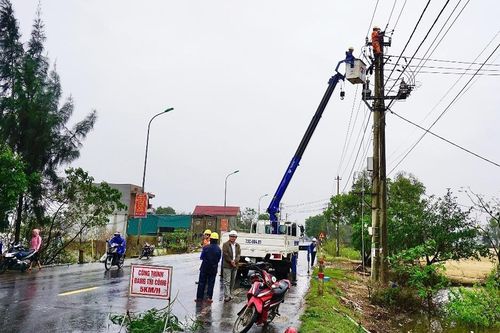 Quảng Bình: Đã cấp điện trở lại cho 100% khách hàng