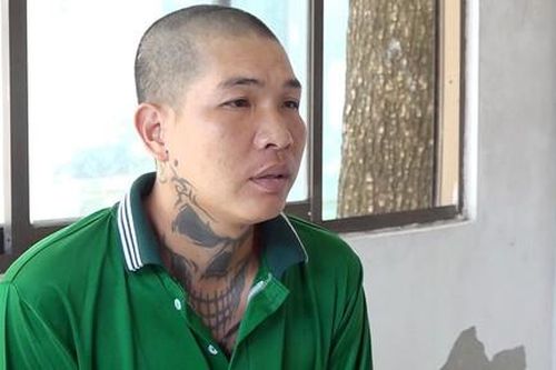 Bị đâm chết vì mâu thuẫn lúc đi xăm mình