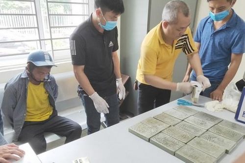 Tinh vi thủ đoạn lợi dụng xe khách để vận chuyển ma túy