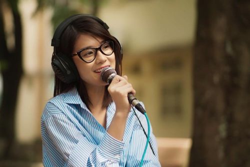Hoàng Yến Chibi quay về 'trường xưa', bồi hồi hát lại bản hit đầu tay 'Ngây Ngô'