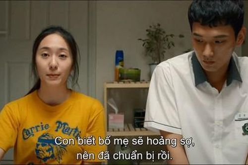 'Công chúa băng giá' Krystal Jung 'ăn cơm trước kẻng', cưới chạy bầu