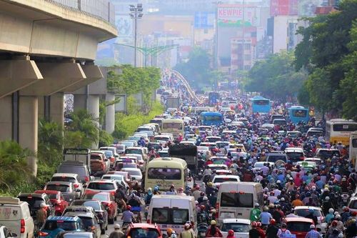 Hà Nội đặt mục tiêu giảm tối thiểu 10 điểm ùn tắc giao thông mỗi năm