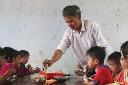 Những thầy cô thay đổi số phận nhiều thế hệ học sinh dân tộc thiểu số