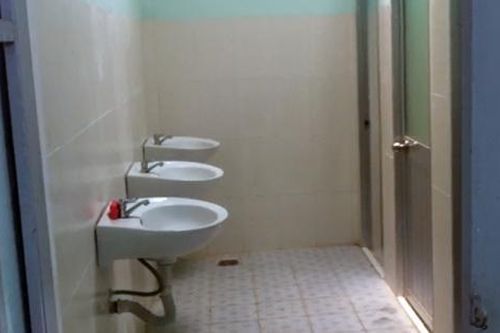 Chuyện cái nhà vệ sinh